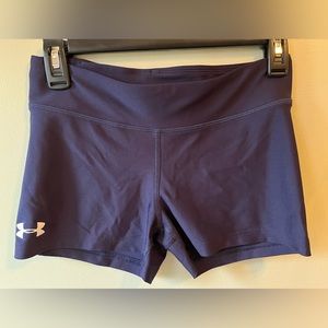 Under Armor women’s volleyball short Size Medium